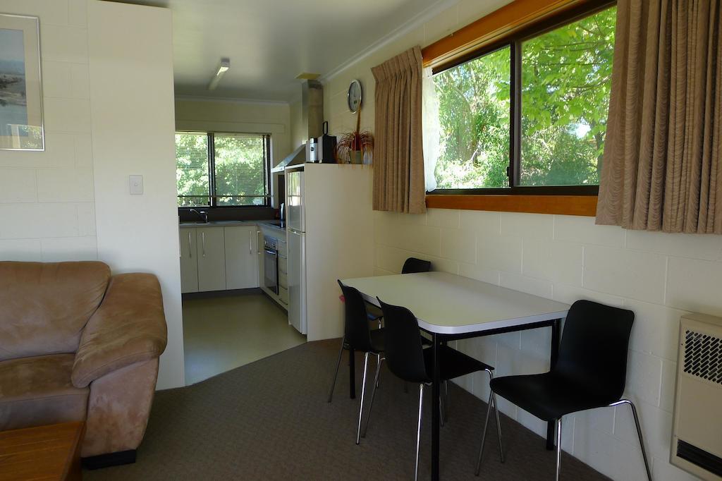 Willaway Motel Apartments Ulverstone Quarto foto