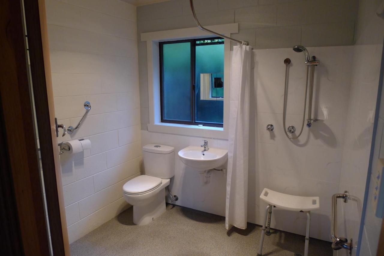 Willaway Motel Apartments Ulverstone Exterior foto