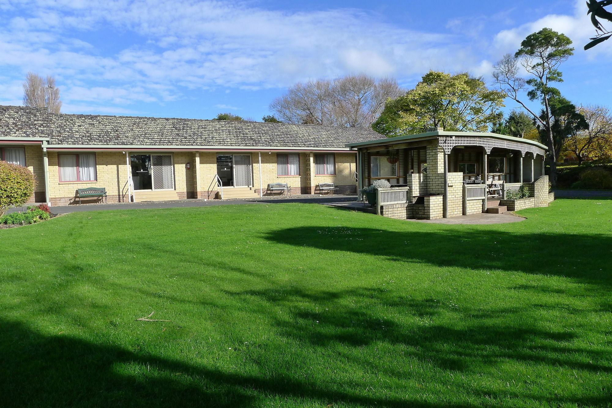 Willaway Motel Apartments Ulverstone Exterior foto